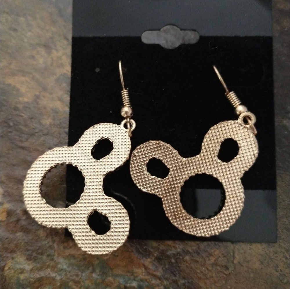 Minnie Mouse pierced earrings, NWOT - Picture 2 of 3